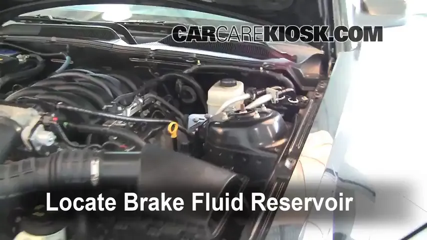 2006 Ford Mustang GT 4.6L V8 Coupe Brake Fluid Add Fluid